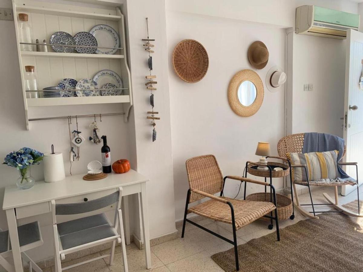 Romy'S Cozy One Bedroom Apt Ларнака Екстер'єр фото